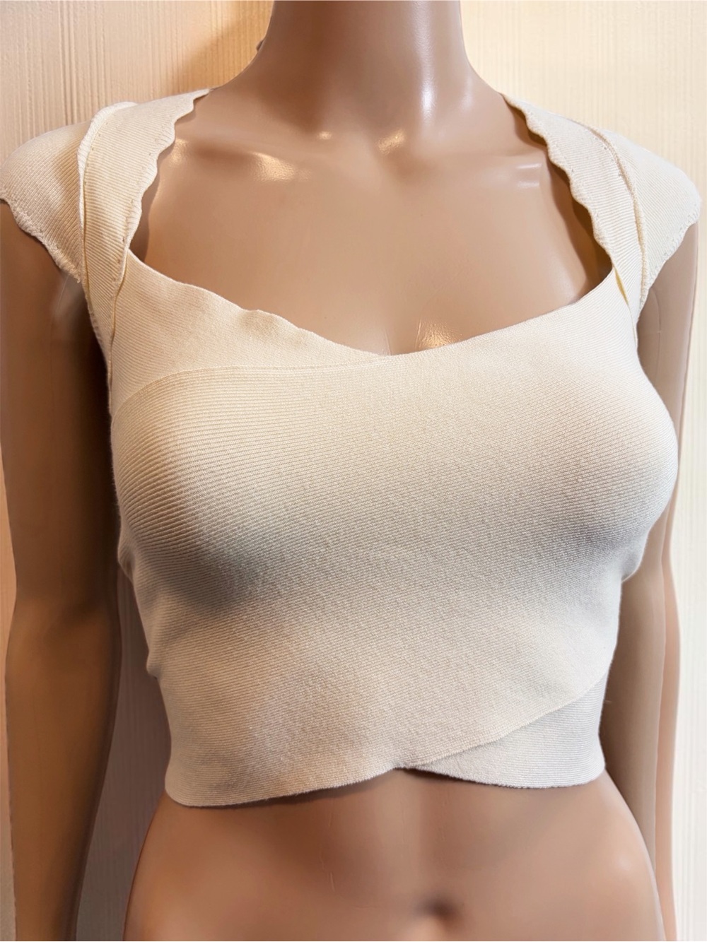 Anthropologie Cream Ribbed Cropped Cap Sleeve Stretch Top
